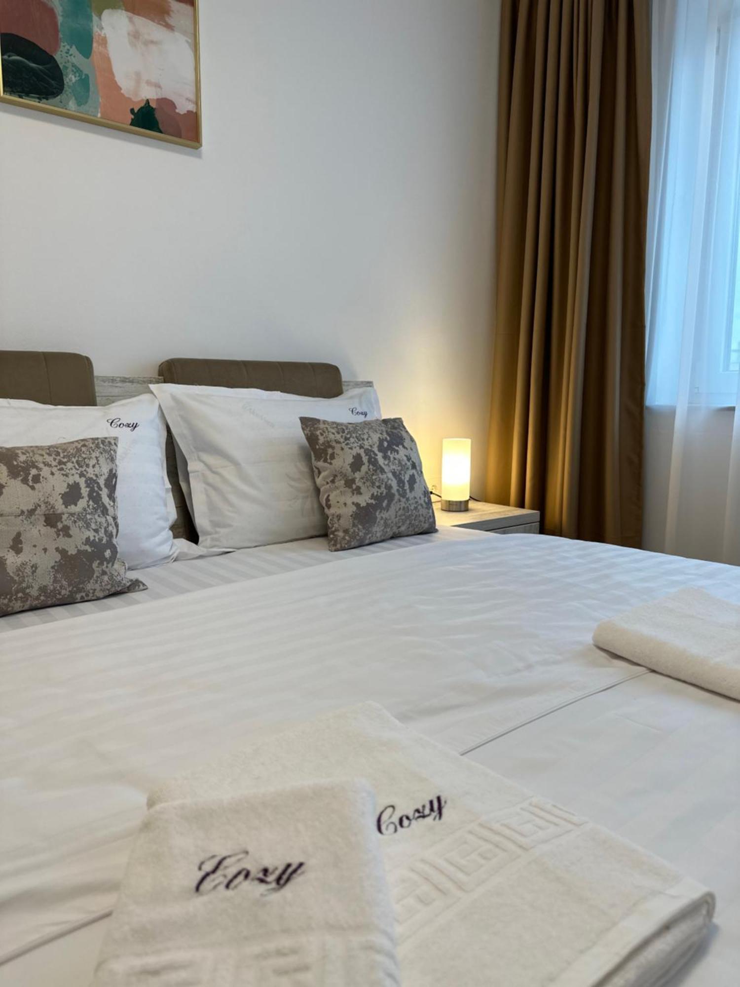 Coresi Mall Exclusive #Collection Apartments & Studios Brașov Exterior foto