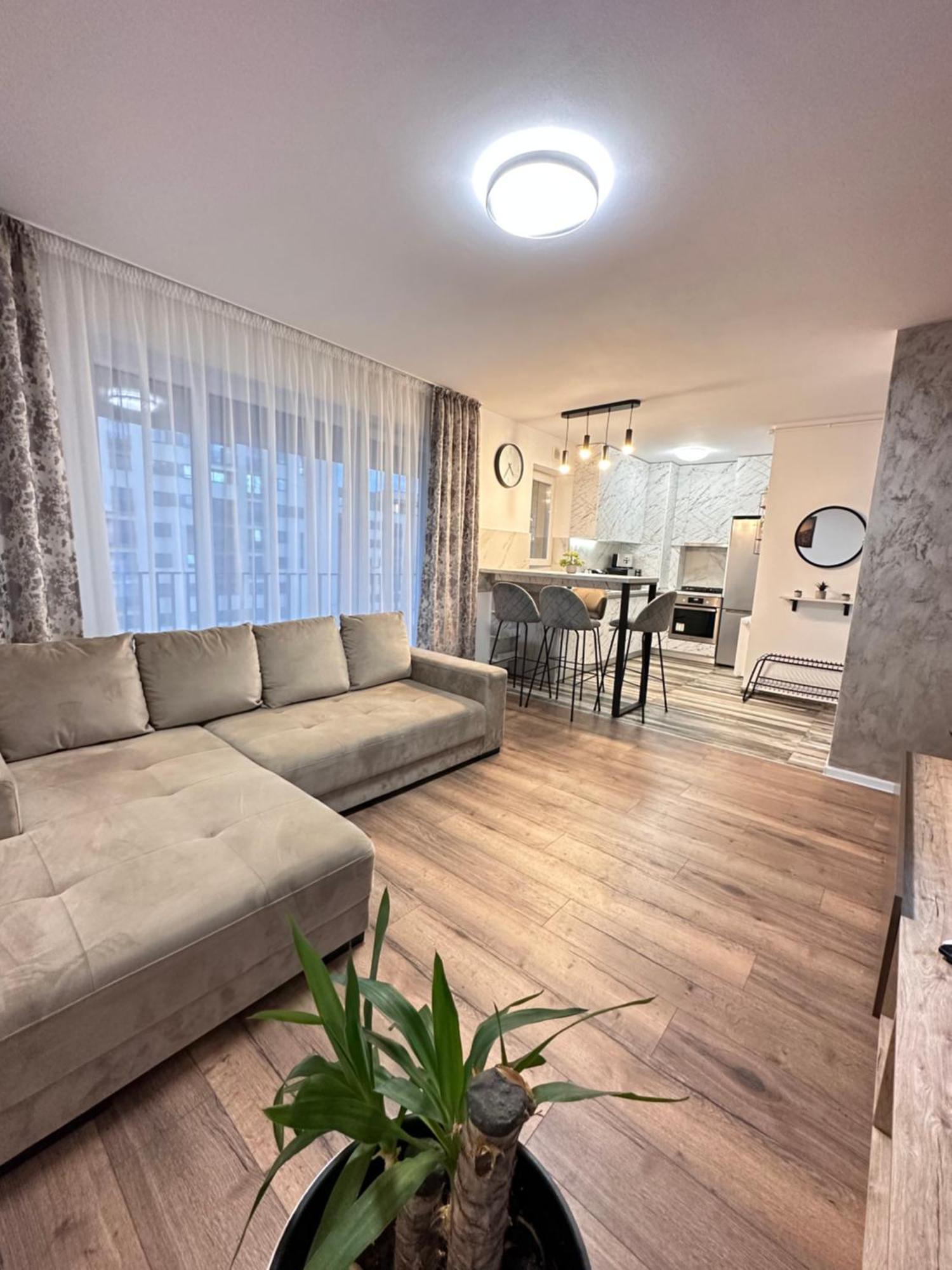 Coresi Mall Exclusive #Collection Apartments & Studios Brașov Exterior foto
